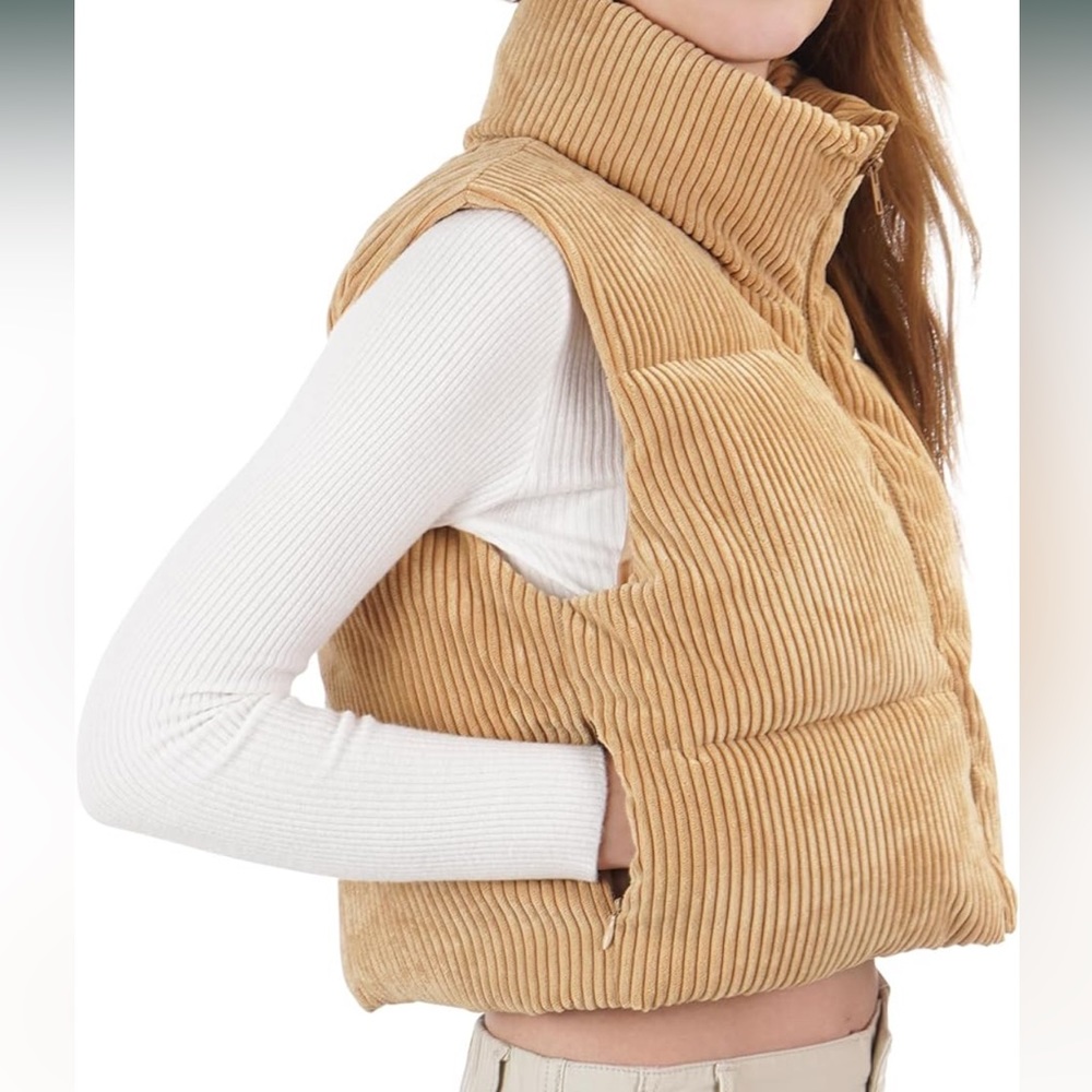 NWOT Corduroy Cropped Puffer Vest